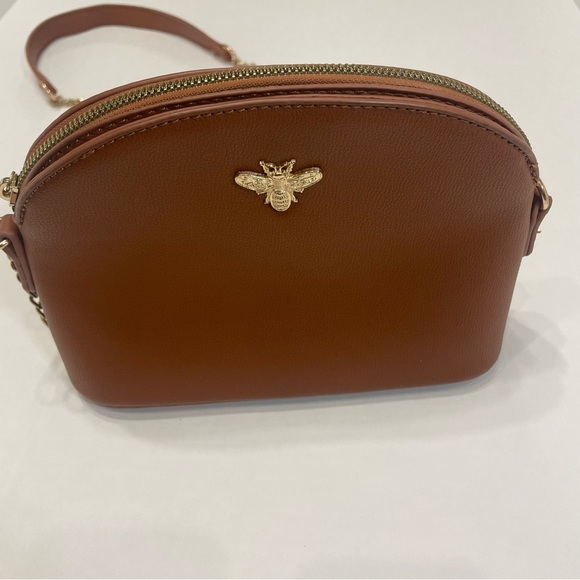Brown Leather Crossbody Dome bag purse. Bee motif. Pre-owned - Picture 2 of 11